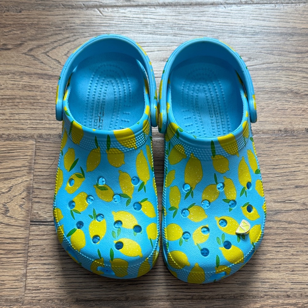 Crocs Lemon Print